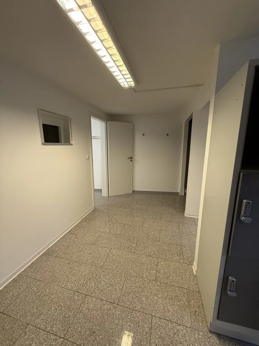 Gewerbefläche 127 m² mit Parkplätzen an der Friedrichstraße, Bild 9
