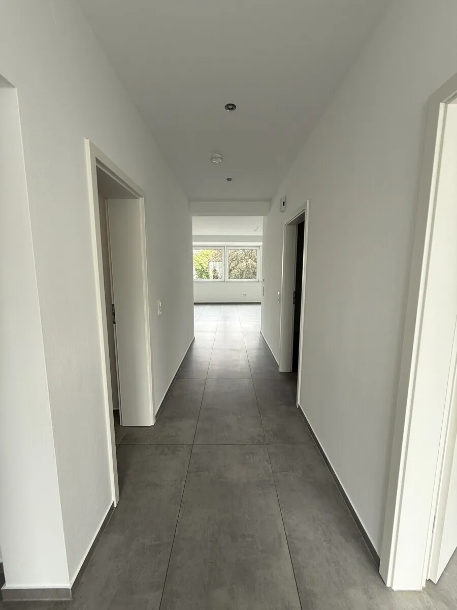 Hochwertig sanierte 3-Zimmer-Wohnung in zentraler Lage, Bild 6