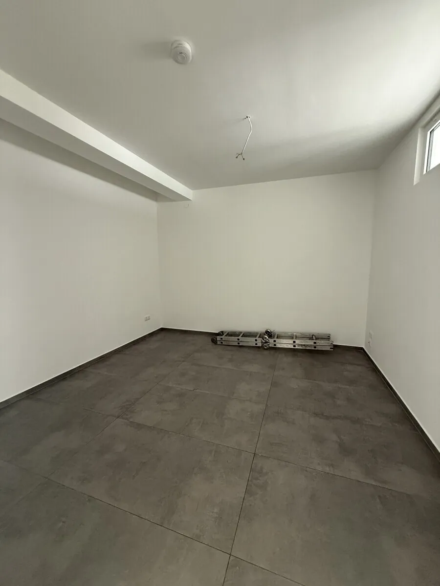 Hochwertig sanierte 3-Zimmer-Wohnung in zentraler Lage, Bild 7