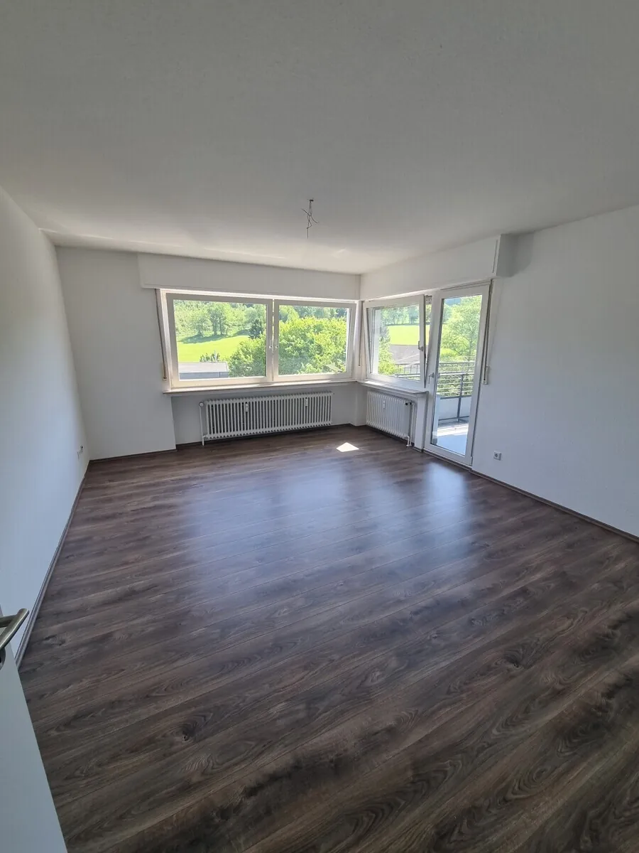 Mehrfamilienhaus mit 8 Wohnungen und 8 Garagen, Bild 11