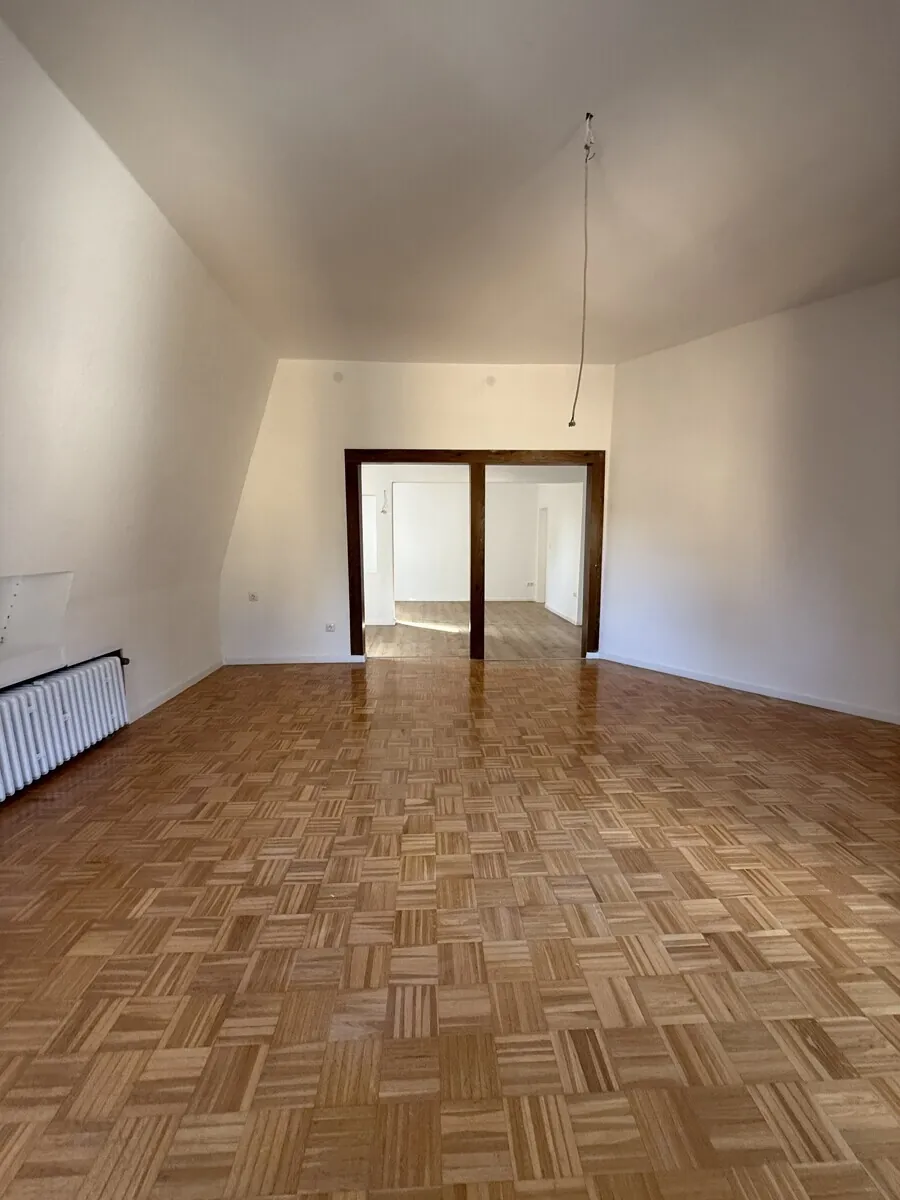 Großzügige 110 m² Dachgeschosswohnung in Bochum, Bild 8